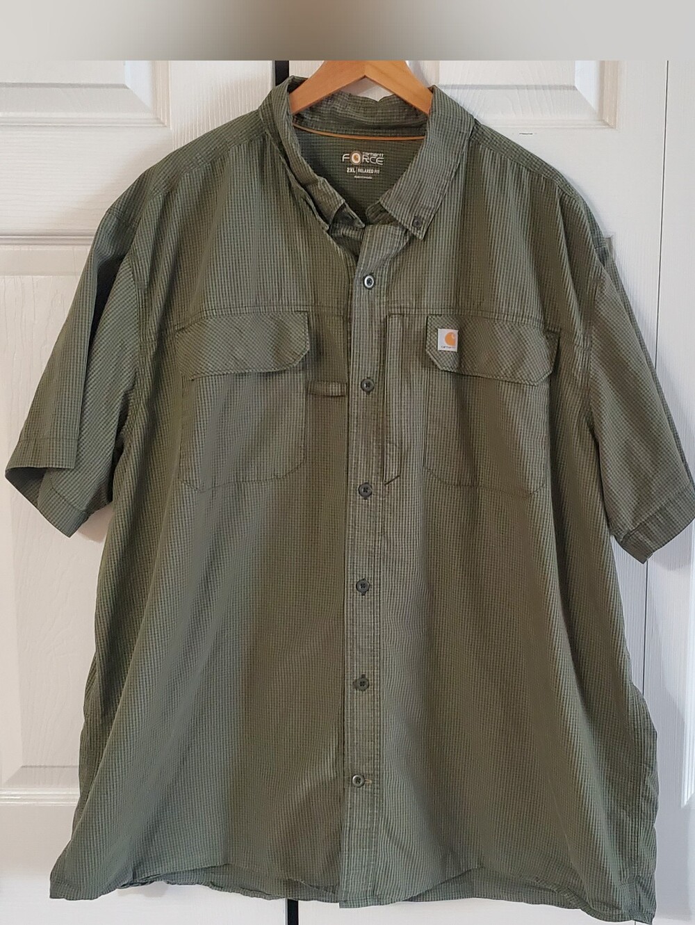 CARHARTT FORCE WORK SHIRT. 2XL. GREEN SHORT SLEEVES. FAST DRY . BUTTON UP